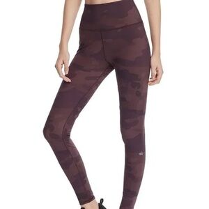Alo Yoga Vapor Camp High Waist Leggings- used with piling